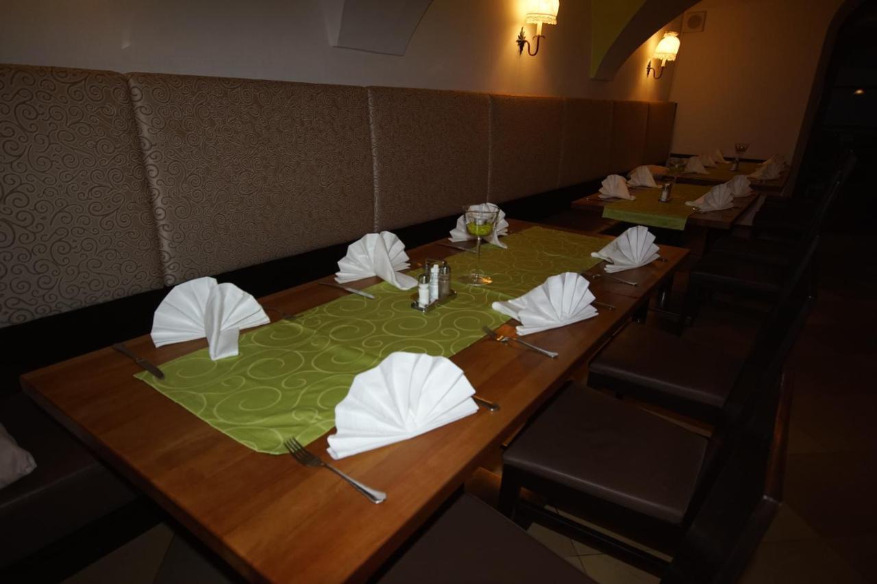 Hotel Ristorante Napoleone Altheim Esterno foto